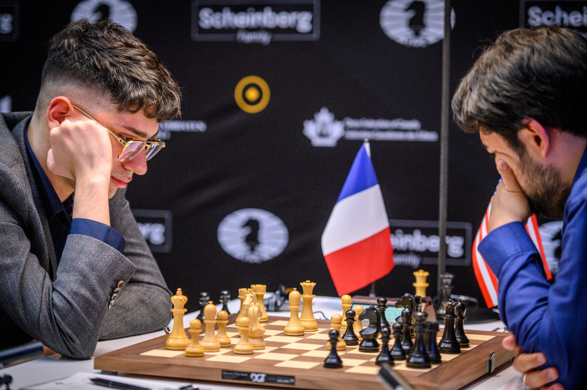 Алиреза Фирузджа против Хикару Накамура | Фото: FIDE / Michal Walusza