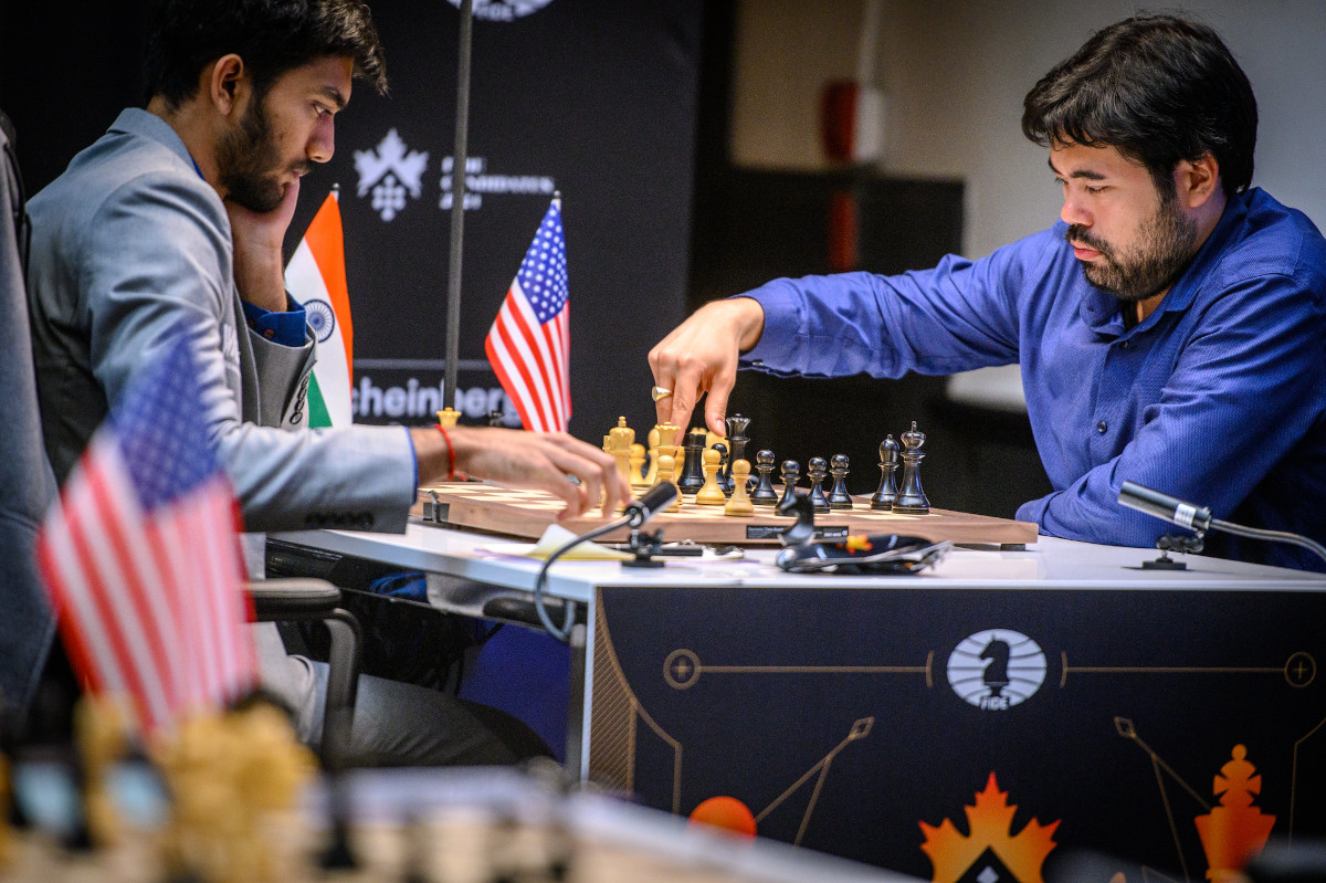 Лидеры Гукеш Д. и Хикару Накамура подписали ничью в 40 ходов в 6-м туре | Фото: FIDE / Michal Walusza